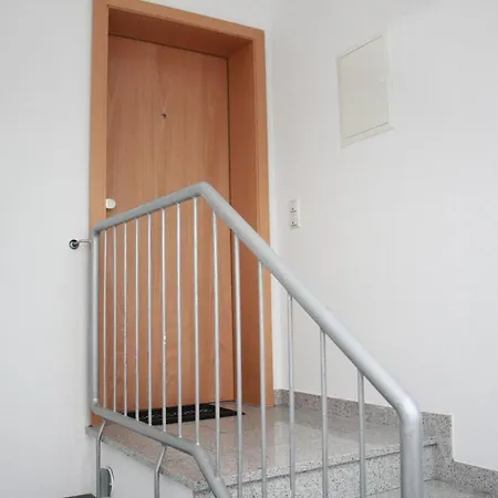 Muelheim Heissen Mit Grossem Balkon