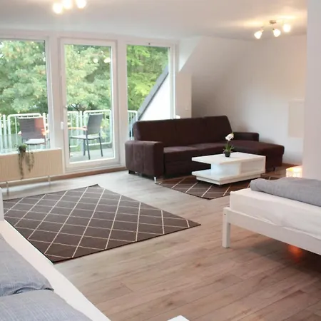 Muelheim Heissen Mit Grossem Balkon