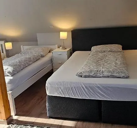 Muelheim Heissen Mit Grossem Balkon