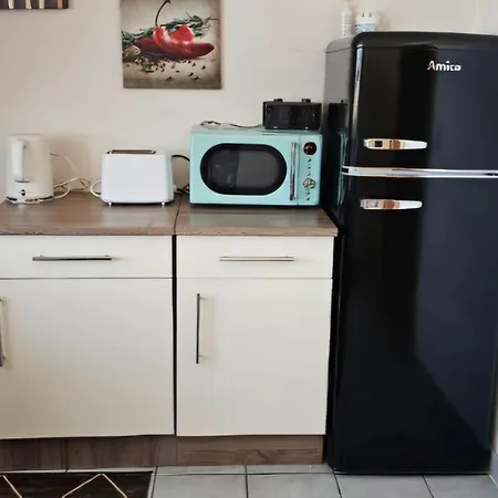 Muelheim Heissen Mit Grossem Balkon アパート ミュルハイム・アン・デア・ルール