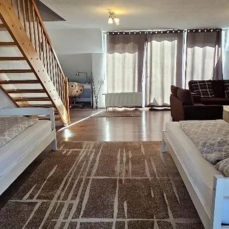 Muelheim Heissen Mit Grossem Balkon