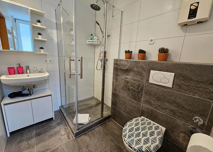 Muelheim Heissen Mit Grossem Balkon Lejlighed