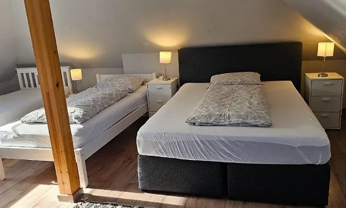 Muelheim Heissen Mit Grossem Balkon