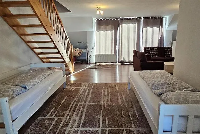 Muelheim Heissen Mit Grossem Balkon